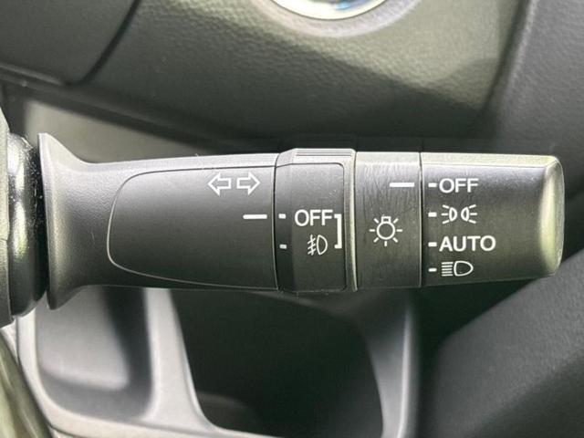 N-BOXカスタム 4WD G・Lターボホンダセンシング 新品タイヤ/保証書/純正 SDナビ/衝突安全装置/両側電動スライドドア/シートヒーター/車線逸脱防止支援システム/シート ハーフレザー/ヘッドランプ LED/Bluetooth接続/ETC 4WD(16枚目)