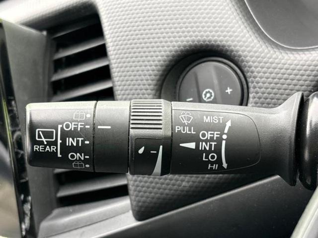 フィット 4WD eHEVベーシック 新品タイヤ/衝突安全装置/車線逸脱防止支援システム/ヘッドランプ LED/EBD付ABS/横滑り防止装置/アイドリングストップ/クルーズコントロール/エアバッグ 運転席/エアバッグ 助手席 4WD(15枚目)