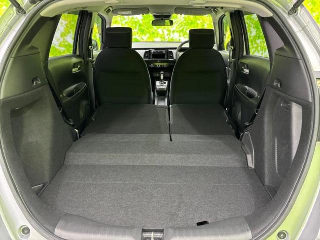 フィット 4WD eHEVベーシック 新品タイヤ/衝突安全装置/車線逸脱防止支援システム/ヘッドランプ LED/EBD付ABS/横滑り防止装置/アイドリングストップ/クルーズコントロール/エアバッグ 運転席/エアバッグ 助手席 4WD(19枚目)