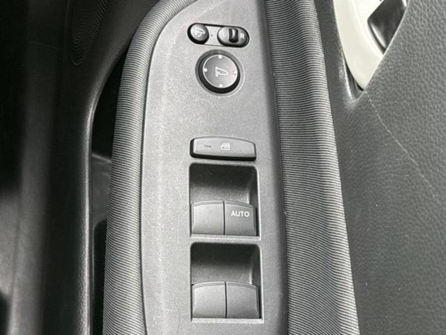 フィット 4WD eHEVベーシック 新品タイヤ/衝突安全装置/車線逸脱防止支援システム/ヘッドランプ LED/EBD付ABS/横滑り防止装置/アイドリングストップ/クルーズコントロール/エアバッグ 運転席/エアバッグ 助手席 4WD(25枚目)