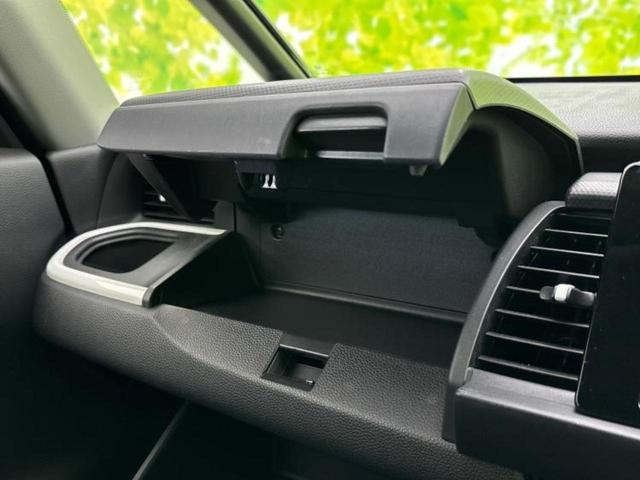 フィット 4WD eHEVベーシック 新品タイヤ/衝突安全装置/車線逸脱防止支援システム/ヘッドランプ LED/EBD付ABS/横滑り防止装置/アイドリングストップ/クルーズコントロール/エアバッグ 運転席/エアバッグ 助手席 4WD(40枚目)