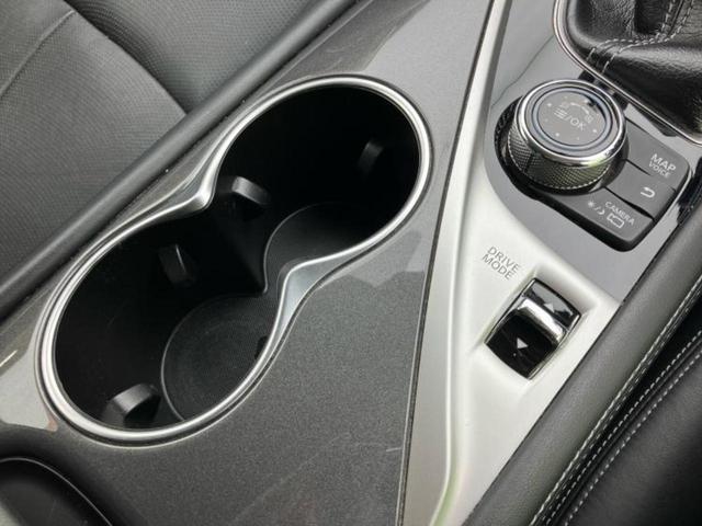 スカイライン 200GT-tタイプP 保証書/純正 HDDナビ/衝突安全装置/シートヒーター 前席/車線逸脱防止支援システム/ヘッドランプ HID/Bluetooth接続/ETC/EBD付ABS/横滑り防止装置/アイドリングストップ(16枚目)