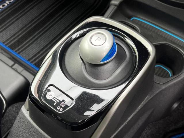 ノート eパワーX 純正 SDナビ/衝突安全装置/車線逸脱防止支援システム/ETC/EBD付ABS/横滑り防止装置/アイドリングストップ/ワンセグTV/エアバッグ 運転席/エアバッグ 助手席 衝突被害軽減システム(25枚目)