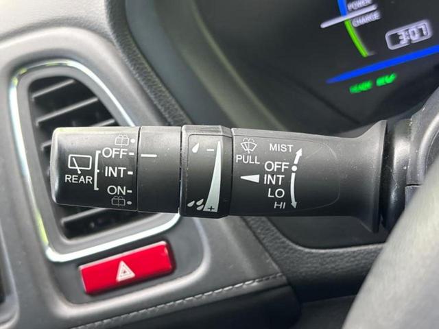 お車に合わせて無料保証以外にも、保証範囲、期間、距離を拡充させた有料保証もご用意しております!中古車の購入が初めてで不安・・・というお客様もご安心ください!