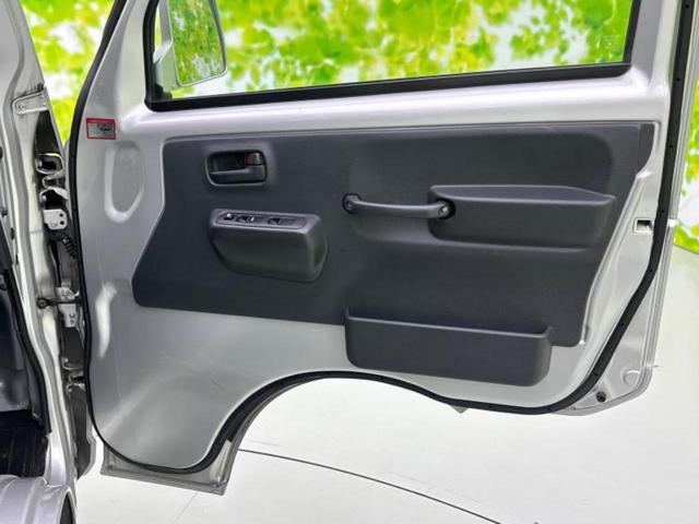 キャリイトラック 4WD KX 新品タイヤ/エアバッグ 運転席/パワーウインドウ/キーレスエントリー/パワーステアリング/マニュアルエアコン/パワードアロック/CD 4WD(6枚目)