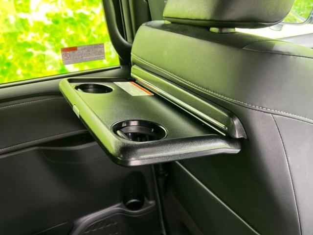 エスクァイア 4WD Giプレミアムパッケージブラックテーラード 保証書/社外 9インチ SDナビ/フリップダウンモニター 社外 10.1インチ/衝突安全装置/両側電動スライドドア/シートヒーター 前席/車線逸脱防止支援システム/シート ハーフレザー 後席モニター(45枚目)