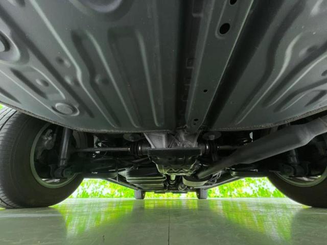 エスクァイア 4WD Giプレミアムパッケージブラックテーラード 保証書/社外 9インチ SDナビ/フリップダウンモニター 社外 10.1インチ/衝突安全装置/両側電動スライドドア/シートヒーター 前席/車線逸脱防止支援システム/シート ハーフレザー 後席モニター(51枚目)