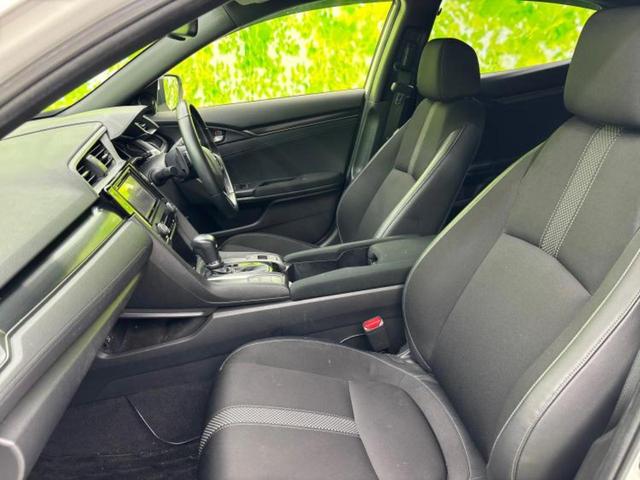 シビック ヒョウジュン 新品タイヤ/保証書/ディスプレイオーディオ/ホンダセンシング/シートヒーター/車線逸脱防止支援システム/ヘッドランプ LED/ETC/EBD付ABS/横滑り防止装置/アイドリングストップ/DVD(6枚目)