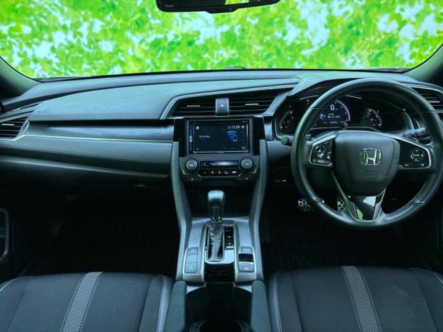 シビック ヒョウジュン 新品タイヤ/保証書/ディスプレイオーディオ/ホンダセンシング/シートヒーター/車線逸脱防止支援システム/ヘッドランプ LED/ETC/EBD付ABS/横滑り防止装置/アイドリングストップ/DVD(12枚目)