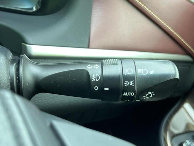 ハリアー エレガンス 保証書/社外 9インチ SDナビ/シート ハーフレザー/ヘッドランプ LED/ETC/EBD付ABS/横滑り防止装置/アイドリングストップ/フルセグTV/エアバッグ 運転席/エアバッグ 助手席 記録簿(17枚目)