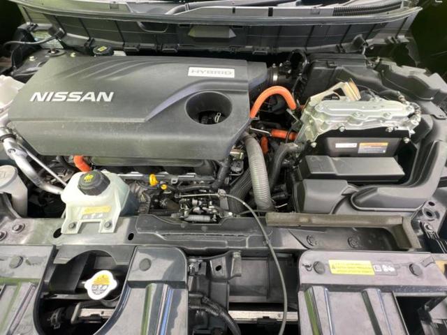 エクストレイル ４ＷＤ２０Ｘｉ　保証書／純正　９インチ　ＳＤナビ／インテリジェントルームミラー／衝突安全装置／シートヒーター　全席／車線逸脱防止支援システム／シート　合皮／プロパイロット／電動バックドア／ヘッドランプ　ＬＥＤ　４ＷＤ（49枚目）