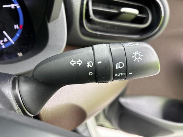 ヤリスクロス ４ＷＤハイブリッドＺ　保証書／ディスプレイオーディオ＋ナビ／衝突安全装置／シートヒーター／車線逸脱防止支援システム／シート　ハーフレザー／ヘッドランプ　ＬＥＤ／ＵＳＢジャック／ＥＴＣ２．０／ＥＢＤ付ＡＢＳ　バックカメラ（17枚目）