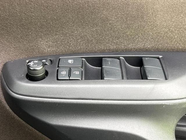 ヤリスクロス ４ＷＤハイブリッドＺ　保証書／ディスプレイオーディオ＋ナビ／衝突安全装置／シートヒーター／車線逸脱防止支援システム／シート　ハーフレザー／ヘッドランプ　ＬＥＤ／ＵＳＢジャック／ＥＴＣ２．０／ＥＢＤ付ＡＢＳ　バックカメラ（27枚目）