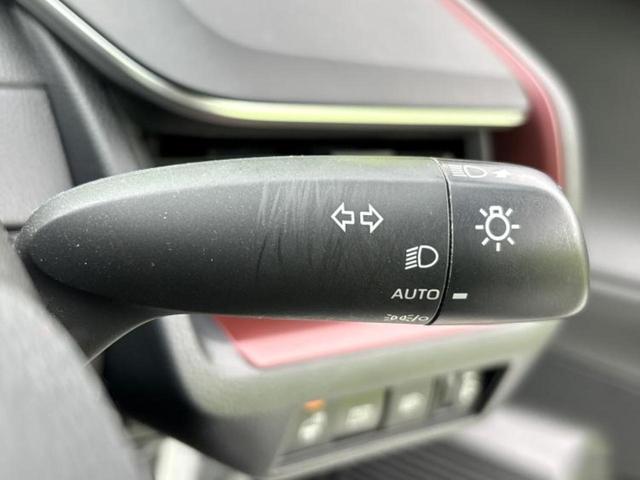 国産車から輸入車まで多様なお客様のニーズのお応えできるように、全国規模で豊富な在庫展開！車のことならＷＥＣＡＲＳへ！