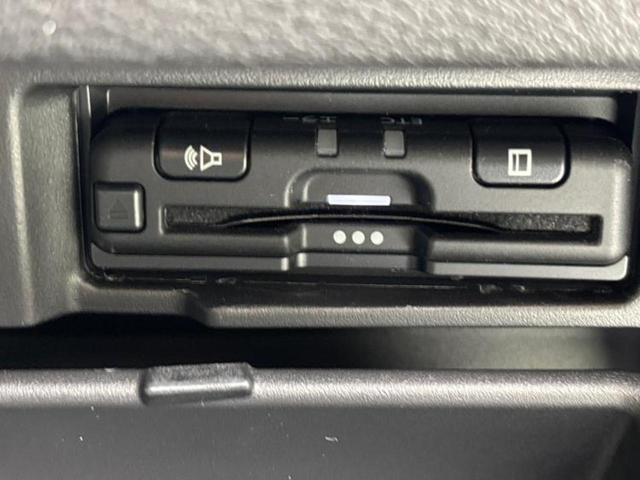 セレナ eパワーハイウェイスターV 保証書/純正 10インチ SDナビ/インテリジェントルームミラー/衝突安全装置/両側電動スライドドア/シートヒーター 前席/車線逸脱防止支援システム/プロパイロット/ドライブレコーダー 純正 ドラレコ(28枚目)