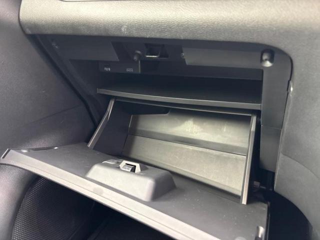 セレナ eパワーハイウェイスターV 保証書/純正 10インチ SDナビ/インテリジェントルームミラー/衝突安全装置/両側電動スライドドア/シートヒーター 前席/車線逸脱防止支援システム/プロパイロット/ドライブレコーダー 純正 ドラレコ(41枚目)