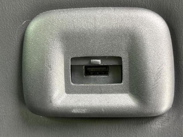 セレナ eパワーハイウェイスターV 保証書/純正 10インチ SDナビ/インテリジェントルームミラー/衝突安全装置/両側電動スライドドア/シートヒーター 前席/車線逸脱防止支援システム/プロパイロット/ドライブレコーダー 純正 ドラレコ(47枚目)