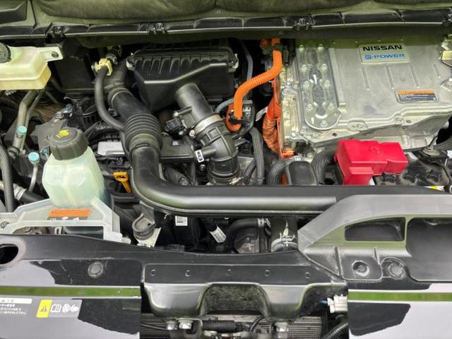 セレナ eパワーハイウェイスターV 保証書/純正 10インチ SDナビ/インテリジェントルームミラー/衝突安全装置/両側電動スライドドア/シートヒーター 前席/車線逸脱防止支援システム/プロパイロット/ドライブレコーダー 純正 ドラレコ(54枚目)