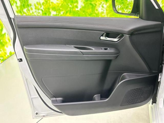 セレナ ｅパワーハイウェイスターＶ　保証書／純正　ＳＤナビ／フリップダウンモニター　純正　１１インチ／インテリジェントルームミラー／衝突安全装置／両側電動スライドドア／車線逸脱防止支援システム／プロパイロット　衝突被害軽減システム（24枚目）