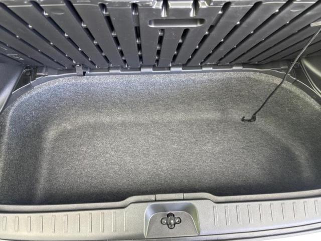 セレナ ｅパワーハイウェイスターＶ　保証書／純正　ＳＤナビ／フリップダウンモニター　純正　１１インチ／インテリジェントルームミラー／衝突安全装置／両側電動スライドドア／車線逸脱防止支援システム／プロパイロット　衝突被害軽減システム（26枚目）