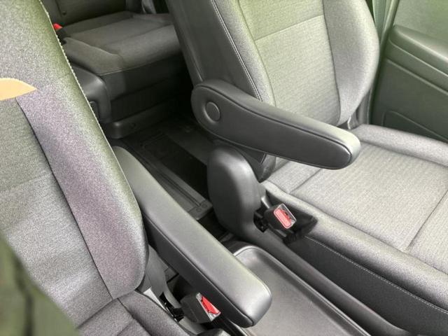 セレナ ｅパワーハイウェイスターＶ　保証書／純正　ＳＤナビ／フリップダウンモニター　純正　１１インチ／インテリジェントルームミラー／衝突安全装置／両側電動スライドドア／車線逸脱防止支援システム／プロパイロット　衝突被害軽減システム（36枚目）