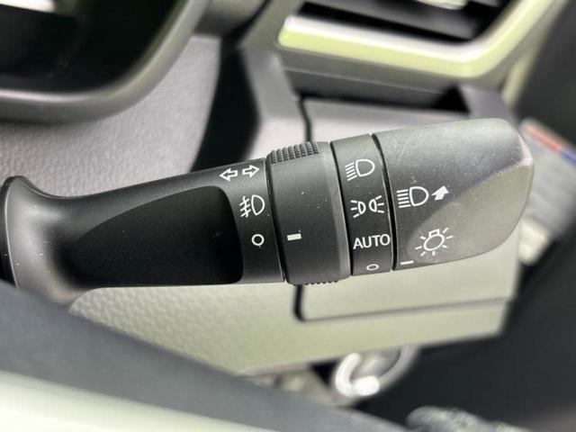 ルーミー 4WDカスタムG 新品タイヤ/純正 SDナビ/衝突安全装置/両側電動スライドドア/ヘッドランプ LED/Bluetooth接続/ETC/EBD付ABS/横滑り防止装置/アイドリングストップ/エアバッグ 運転席 4WD(17枚目)