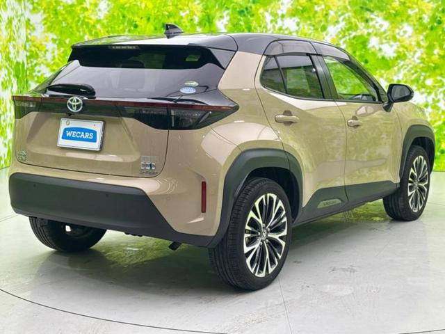 ヤリスクロス 4WDハイブリッドZ 保証書/ディスプレイオーディオ+ナビ8インチ/衝突安全装置/シートヒーター/車線逸脱防止支援システム/シート ハーフレザー/ドライブレコーダー 社外/ヘッドランプ LED/USBジャック バックカメラ(3枚目)