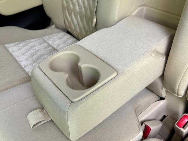 アルファードハイブリッド 4WDハイブリッドX JBL/保証書/純正 9インチ ナビ/両側電動スライドドア/全方位モニター/車線逸脱防止支援システム/ヘッドランプ LED/ETC2.0/EBD付ABS/横滑り防止装置/アイドリングストップ 4WD(37枚目)