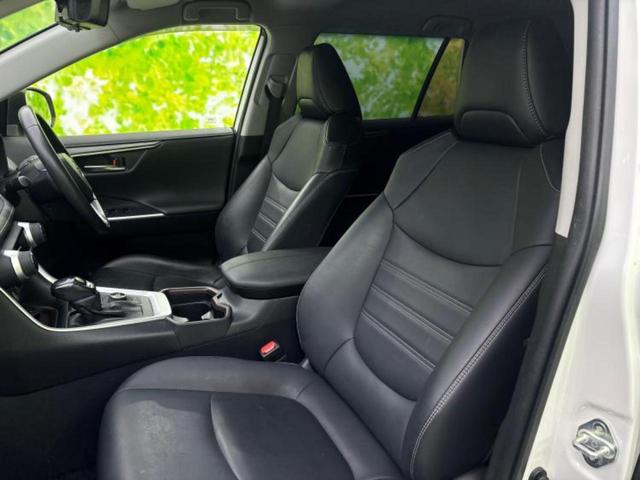 ＲＡＶ４ ４ＷＤ　Ｇ　Ｚパッケージ　新品タイヤ／モデリスタエアロ／保証書／純正　９インチ　ＳＤナビ／デジタルインナーミラー／衝突安全装置／シートヒーター／車線逸脱防止支援システム／シート　合皮／電動バックドア／ドライブレコーダー　純正（6枚目）