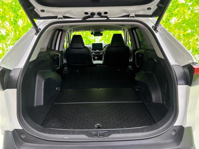 ＲＡＶ４ ４ＷＤ　Ｇ　Ｚパッケージ　新品タイヤ／モデリスタエアロ／保証書／純正　９インチ　ＳＤナビ／デジタルインナーミラー／衝突安全装置／シートヒーター／車線逸脱防止支援システム／シート　合皮／電動バックドア／ドライブレコーダー　純正（19枚目）