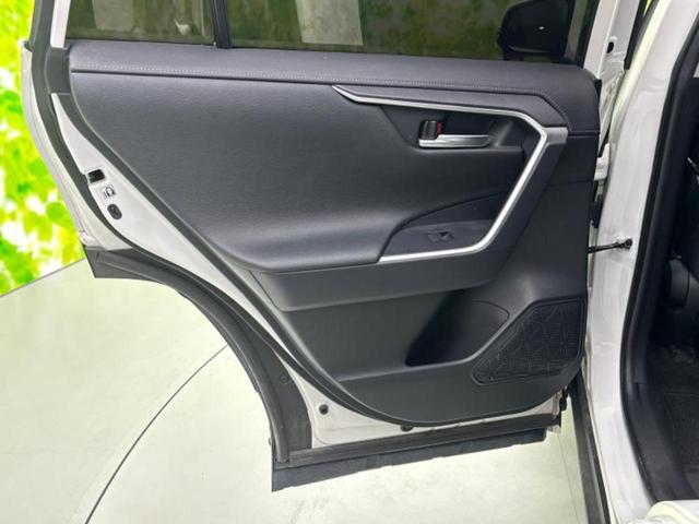 ＲＡＶ４ ４ＷＤ　Ｇ　Ｚパッケージ　新品タイヤ／モデリスタエアロ／保証書／純正　９インチ　ＳＤナビ／デジタルインナーミラー／衝突安全装置／シートヒーター／車線逸脱防止支援システム／シート　合皮／電動バックドア／ドライブレコーダー　純正（24枚目）