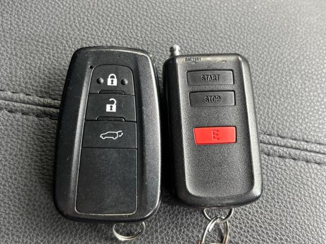 ＲＡＶ４ ４ＷＤ　Ｇ　Ｚパッケージ　新品タイヤ／モデリスタエアロ／保証書／純正　９インチ　ＳＤナビ／デジタルインナーミラー／衝突安全装置／シートヒーター／車線逸脱防止支援システム／シート　合皮／電動バックドア／ドライブレコーダー　純正（41枚目）