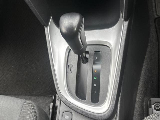 ヤリスクロス ハイブリッドＧ　新品タイヤ／保証書／ディスプレイオーディオ＋ナビ８インチ／衝突安全装置／車線逸脱防止支援システム／ヘッドランプ　ＬＥＤ／ＥＴＣ／ＥＢＤ付ＡＢＳ／横滑り防止装置／アイドリングストップ　バックカメラ（18枚目）