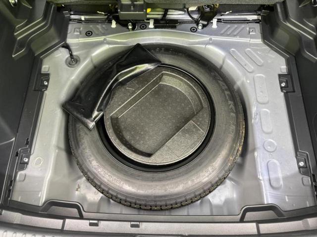 ヤリスクロス ハイブリッドＧ　新品タイヤ／保証書／ディスプレイオーディオ＋ナビ８インチ／衝突安全装置／車線逸脱防止支援システム／ヘッドランプ　ＬＥＤ／ＥＴＣ／ＥＢＤ付ＡＢＳ／横滑り防止装置／アイドリングストップ　バックカメラ（20枚目）