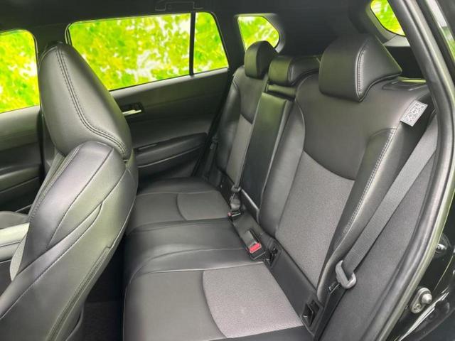 カローラクロス ４ＷＤハイブリッドＺ　保証書／ディスプレイオーディオ１０インチ／トヨタセーフティセンス／シートヒーター／全方位モニター／車線逸脱防止支援システム／シート　ハーフレザー／電動バックドア／ヘッドランプ　ＬＥＤ　全周囲カメラ（7枚目）