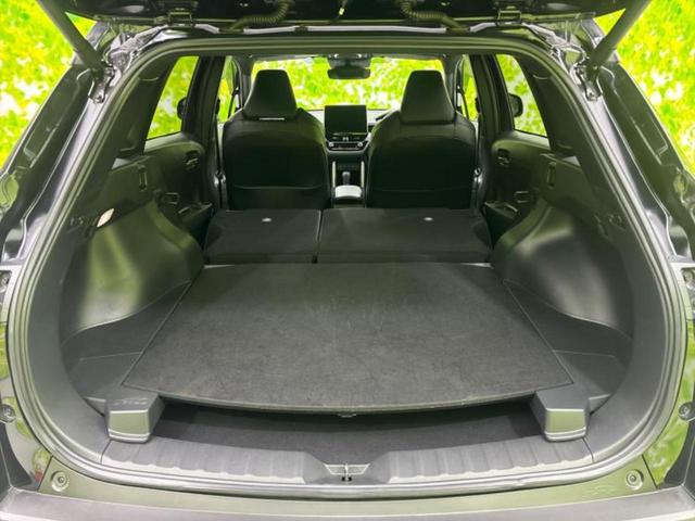 カローラクロス ４ＷＤハイブリッドＺ　保証書／ディスプレイオーディオ１０インチ／トヨタセーフティセンス／シートヒーター／全方位モニター／車線逸脱防止支援システム／シート　ハーフレザー／電動バックドア／ヘッドランプ　ＬＥＤ　全周囲カメラ（19枚目）