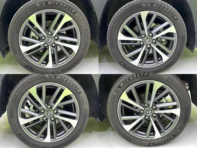 カローラクロス ４ＷＤハイブリッドＺ　保証書／ディスプレイオーディオ１０インチ／トヨタセーフティセンス／シートヒーター／全方位モニター／車線逸脱防止支援システム／シート　ハーフレザー／電動バックドア／ヘッドランプ　ＬＥＤ　全周囲カメラ（52枚目）