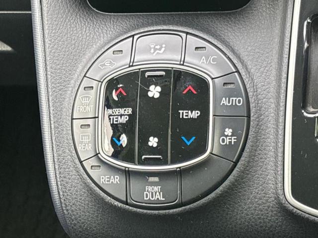 ヴォクシー ４ＷＤ　ＺＳ　保証書／社外　ＳＤナビ／両側電動スライドドア／ヘッドランプ　ＬＥＤ／ＥＴＣ／ＥＢＤ付ＡＢＳ／横滑り防止装置／アイドリングストップ／フルセグＴＶ／エアバッグ　運転席／エアバッグ　助手席　ワンオーナー（34枚目）