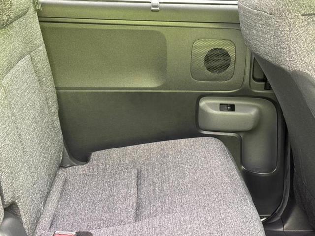 シエンタ ４ＷＤハイブリッドＺ　新品タイヤ／モデリスタエアロ／保証書／ディスプレイオーディオ＋ナビ１０インチ／衝突安全装置／両側電動スライドドア／車線逸脱防止支援システム／ヘッドランプ　ＬＥＤ／ＵＳＢジャック　衝突被害軽減システム（26枚目）