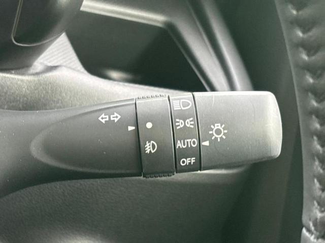 スペーシアギア ４ＷＤハイブリッドＸＺ　純正　９インチ　ナビ／セーフティサポート（スズキ）／両側電動スライドドア／シートヒーター／全方位モニター／車線逸脱防止支援システム／ヘッドランプ　ＬＥＤ／ＵＳＢジャック／ＥＢＤ付ＡＢＳ　全周囲カメラ（17枚目）