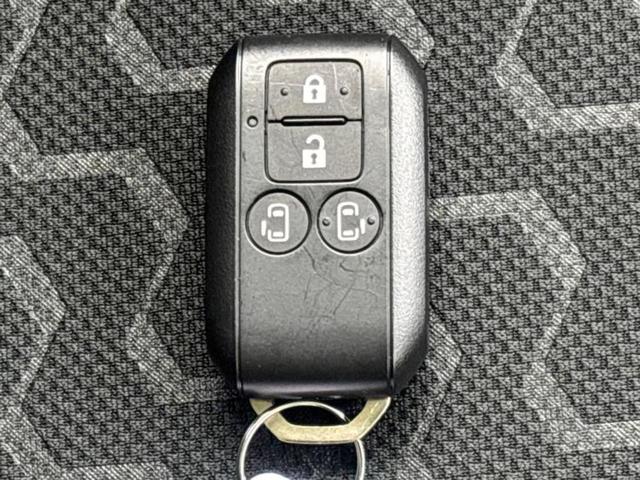 スペーシアギア ４ＷＤハイブリッドＸＺ　純正　９インチ　ナビ／セーフティサポート（スズキ）／両側電動スライドドア／シートヒーター／全方位モニター／車線逸脱防止支援システム／ヘッドランプ　ＬＥＤ／ＵＳＢジャック／ＥＢＤ付ＡＢＳ　全周囲カメラ（41枚目）