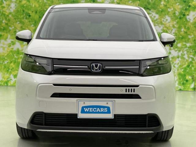 フリード ｅＨＥＶエアー　保証書／純正　８インチ　ナビ／ホンダセンシング／両側電動スライドドア／車線逸脱防止支援システム／登録済未使用車／ヘッドランプ　ＬＥＤ／Ｂｌｕｅｔｏｏｔｈ接続／ＥＢＤ付ＡＢＳ／横滑り防止装置　禁煙車（46枚目）