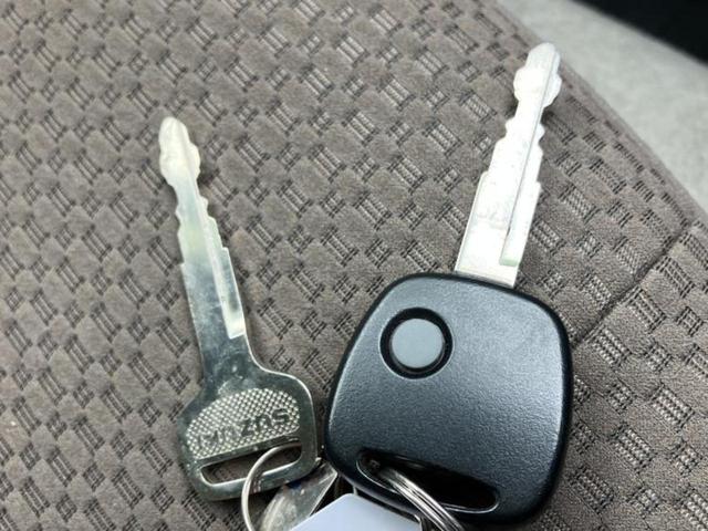 エブリイ 4WD PC 保証書/社外 SDナビ/衝突安全装置/車線逸脱防止支援システム/Bluetooth接続/横滑り防止装置/アイドリングストップ/バックモニター/フルセグTV/DVD/エアバッグ 運転席 バックカメラ(32枚目)