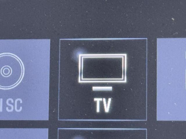 ランドクルーザープラド TX LEDランプ サンルーフ付き リアカメラ ABS付き 盗難防止装置 アルミホイール オートクルーズコントロール 3列 ワンオナ メモリーナビ キーレス メディアプレイヤー接続 サイドエアバッグ(7枚目)