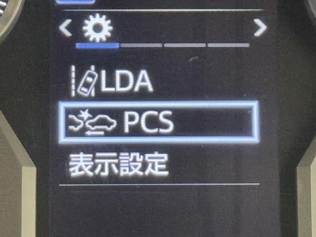 ランドクルーザープラド TX LEDランプ サンルーフ付き リアカメラ ABS付き 盗難防止装置 アルミホイール オートクルーズコントロール 3列 ワンオナ メモリーナビ キーレス メディアプレイヤー接続 サイドエアバッグ(12枚目)