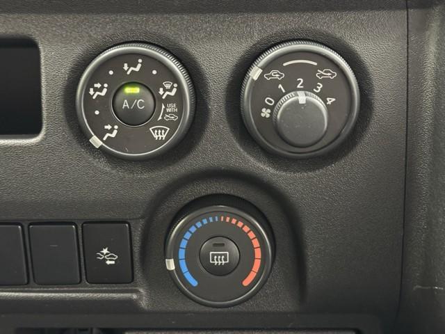 ハイエースバン ロングＤＸ　ブレーキサポート　リアカメラ　ＰＷ　運転席エアバッグ　ナビテレビ　横滑り防止　整備点検記録簿　イモビ付　パワーステアリング　エアコン　ミュージックプレイヤー接続可　ＡＢＳ　キーレス　ワンセグテレビ（10枚目）