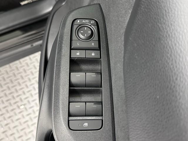 ヤリスクロス G ETC装備 リヤカメラ 点検記録簿 スマートエントリー イモビライザー オートエアコン アルミホイール キーレス パワーウィンドウ クルコン ABS ドライブレコーダー エアバッグ パワーステアリング(14枚目)