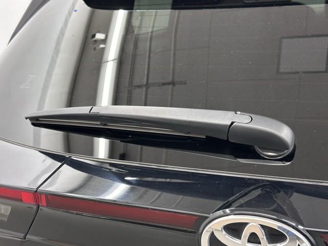 ヤリスクロス G ETC装備 リヤカメラ 点検記録簿 スマートエントリー イモビライザー オートエアコン アルミホイール キーレス パワーウィンドウ クルコン ABS ドライブレコーダー エアバッグ パワーステアリング(18枚目)