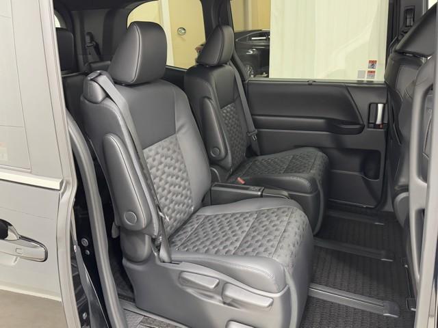 ヴォクシー S-Z DVD再生機能 スマートキープッシュスタート 両側電動パワースライドドア パワーウインドウ ETC車載器 LEDライト デュアルエアコン アルミホイール 盗難防止装置 記録簿 横滑り防止機能 ナビTV(19枚目)