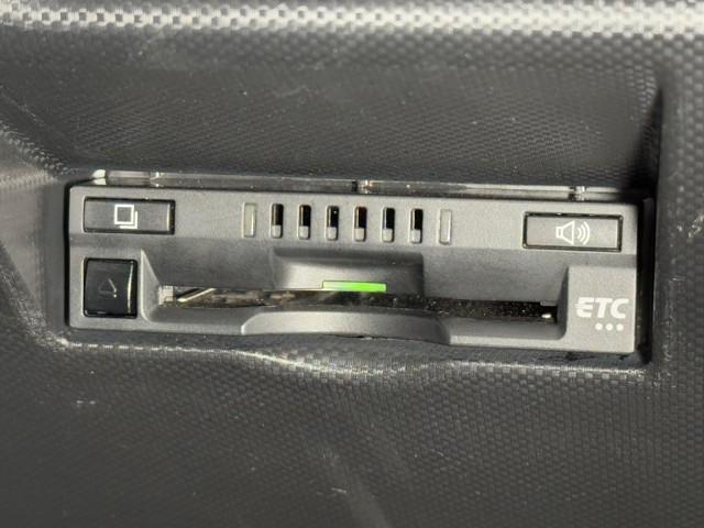 ライズ Ｘ　Ｓ　盗難防止装置　フルセグテレビ　スマートキー＆プッシュスタート　パワーステアリング　オートエアコン　点検記録簿　キーフリー　ＬＥＤヘッドライト　バックモニター　横滑り防止　Ｗエアバック　サイドエアバッグ（8枚目）